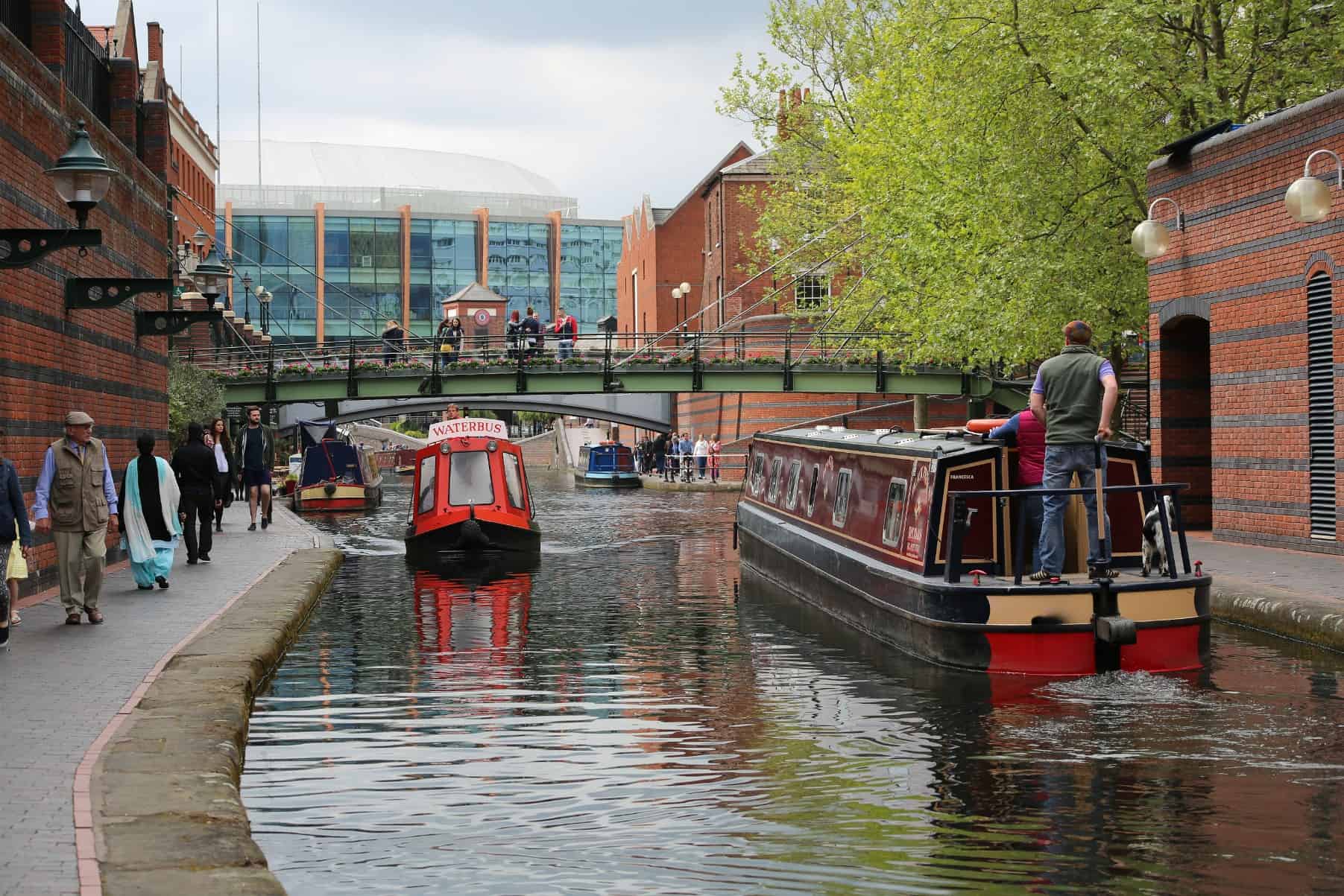 free things to do in birmingham - canal walk